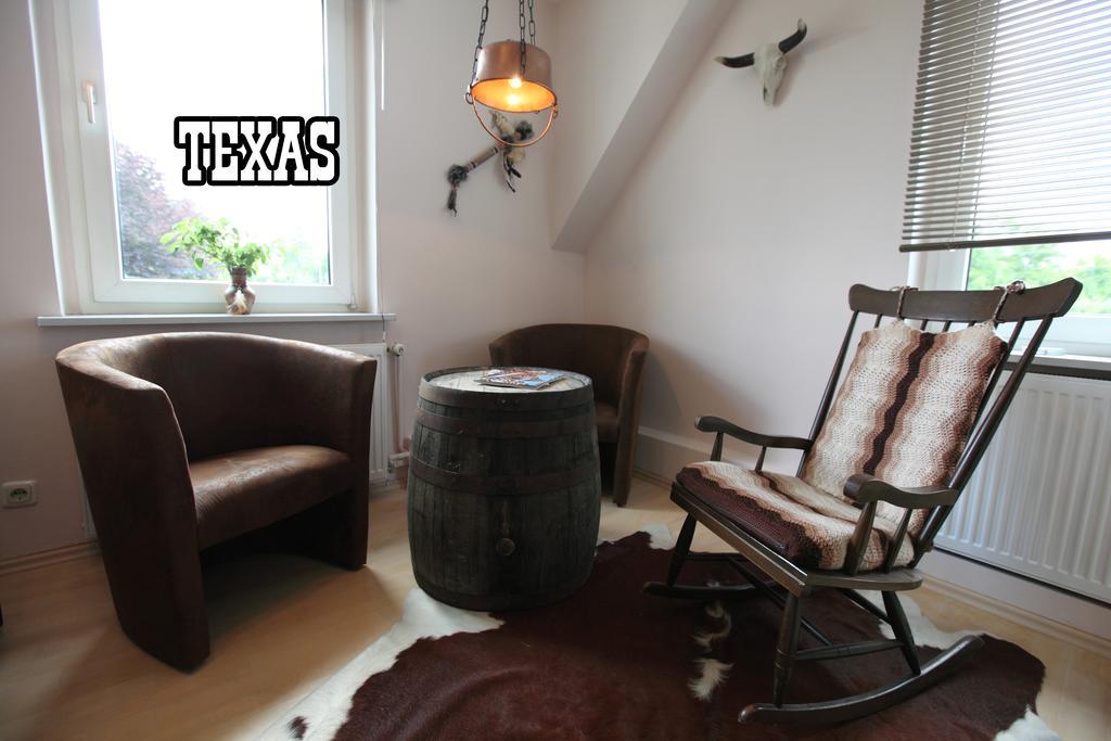 Little Hawaii & Texas Apartment Bad Wildungen Phòng bức ảnh